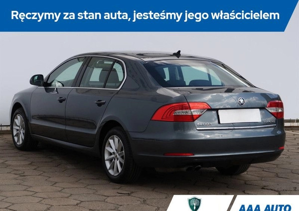 Skoda Superb cena 50000 przebieg: 144305, rok produkcji 2015 z Cedynia małe 326